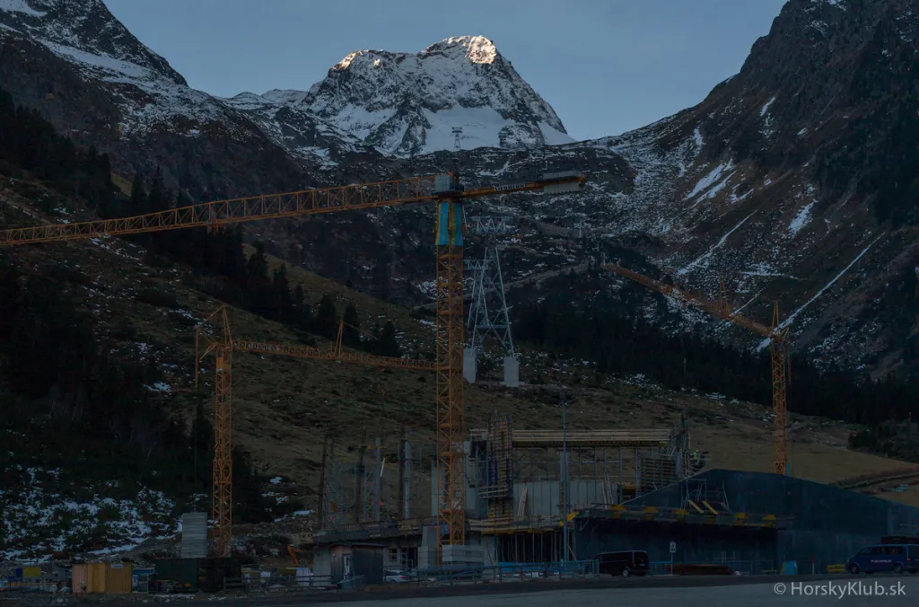 Skupina na svahu pri Dresdner Hütte